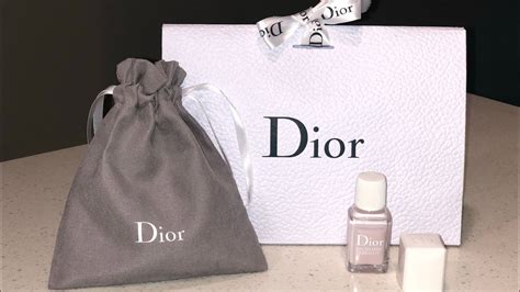 dior cheap gifts|the cheapest thing on dior.